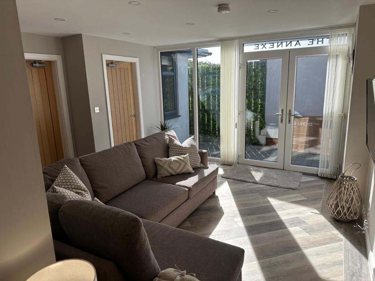Beach Pad - Ground Floor - Pet Friendly Клівліс Екстер'єр фото